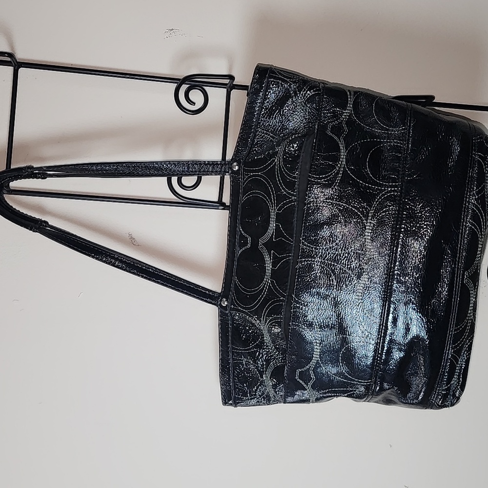Coach Signature Patent Leather Black Tote Op ART MONOGRAM - Picture 9 of 13